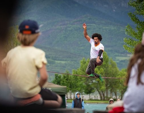 Atletas mineiros de Slackline disputam campeonato mundial na Alemanha